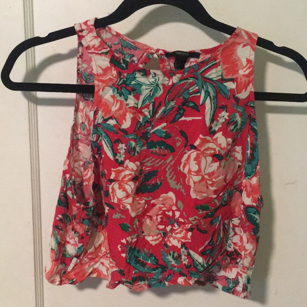 Cropped blouse with open back